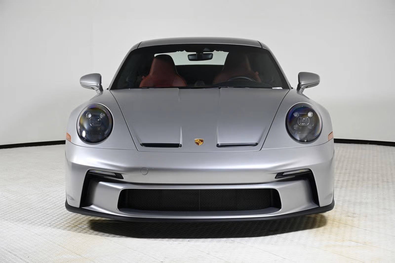 Front view, straight on