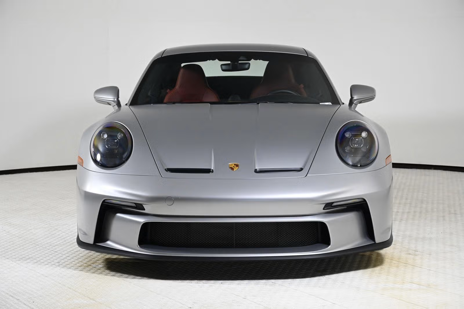 Front view, straight on